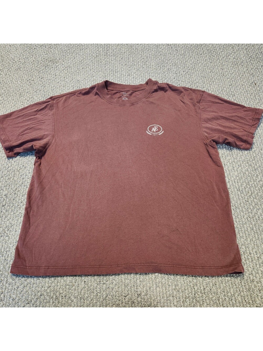 American Eagle AE Boxy Fit Brown Athletic Club Graphic T-Shirt Large